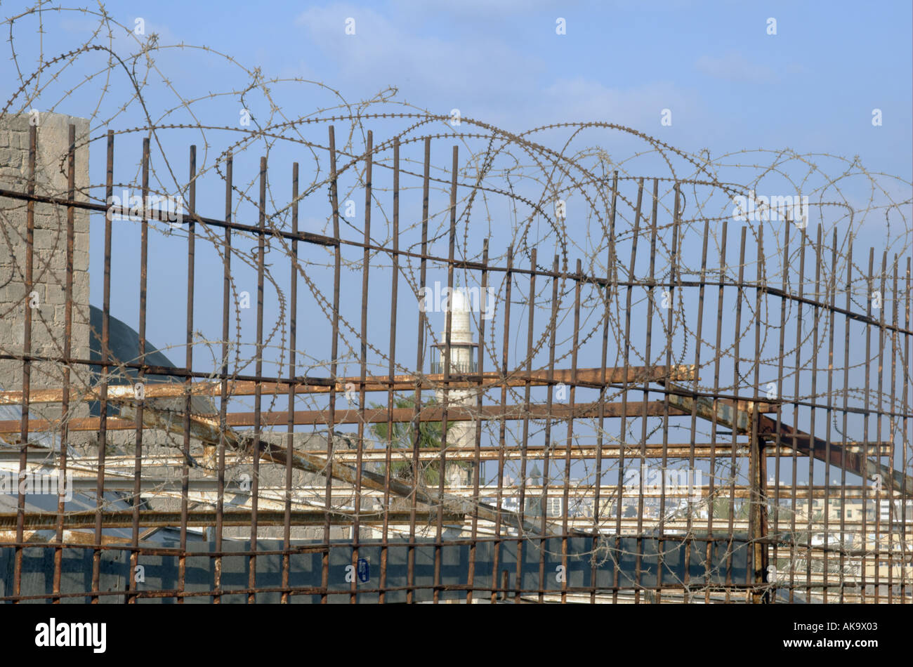 Wire obstacle hi-res stock photography and images - Page 22 - Alamy