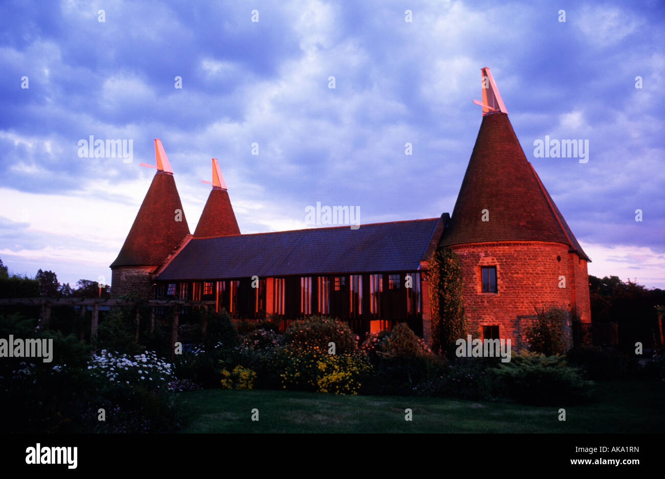 Converted farm houses hires stock photography and images Alamy