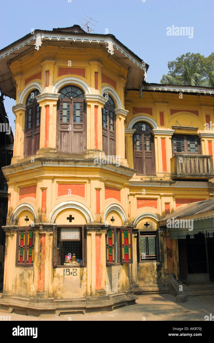 Myanmar (Burma), Yangon (Rangoon), Yangon houses Stock Photo Alamy