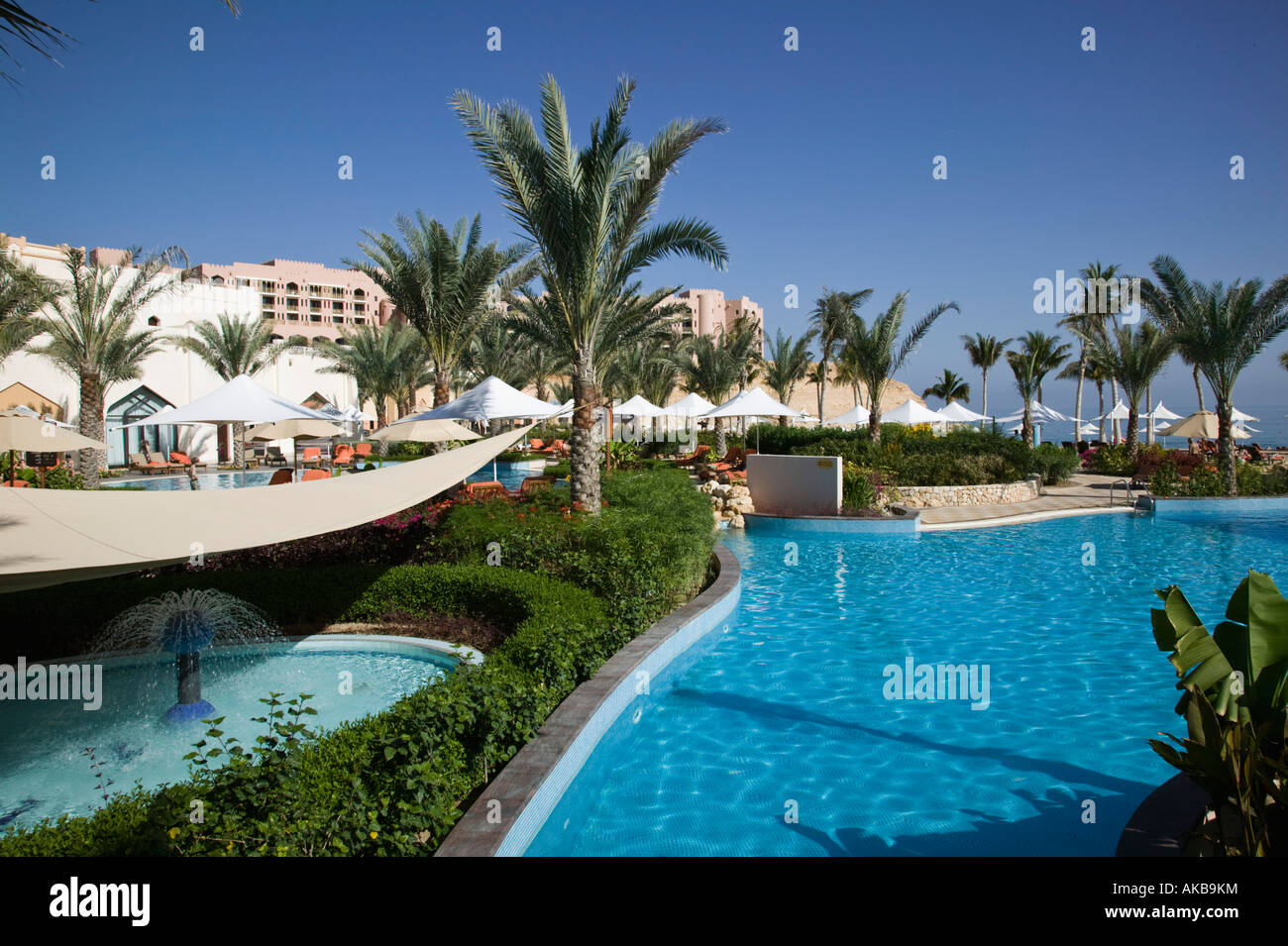 shangri la barr al jissah muscat