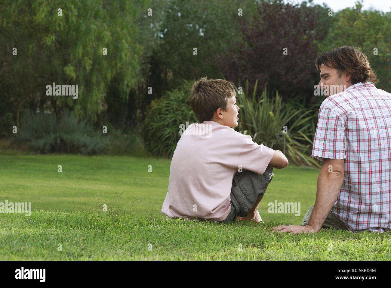 Father son talking teen hi-res stock photography and images - Alamy