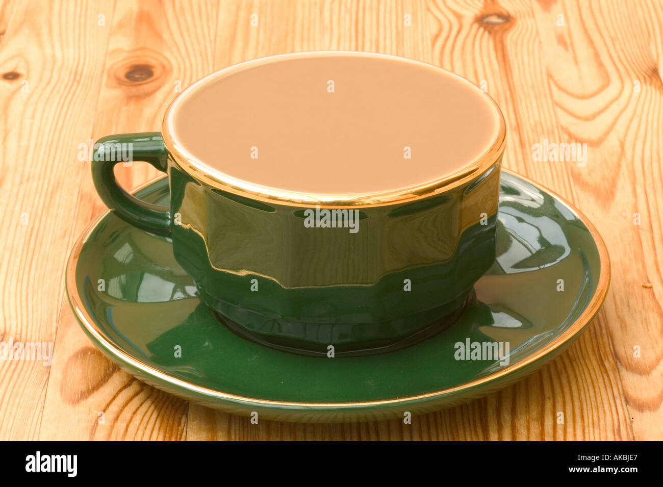 coffee cup filled to the brim Stock Photo Alamy