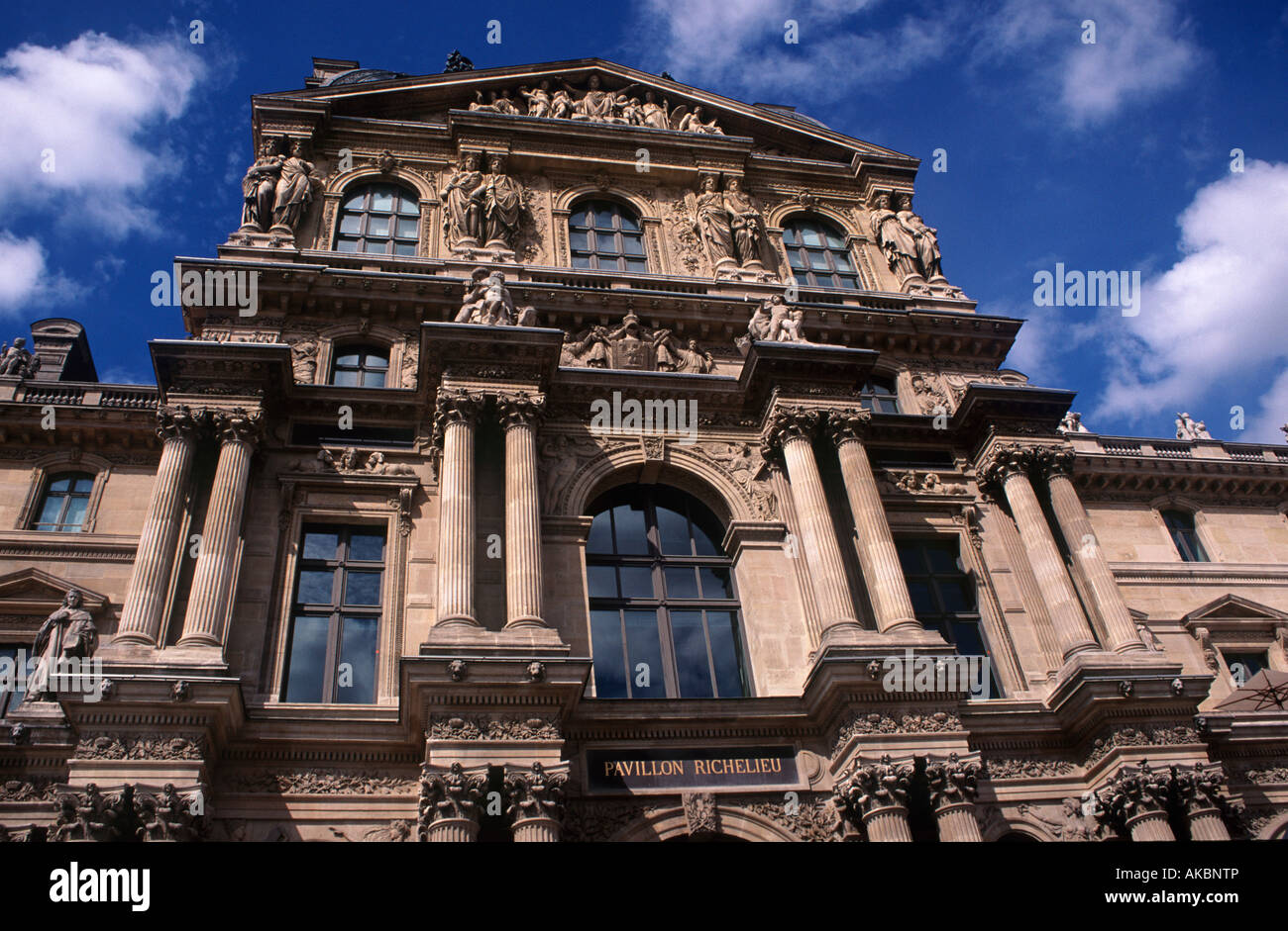 pavillon-richelieu-louvre-palace-paris-france-stock-photo-alamy