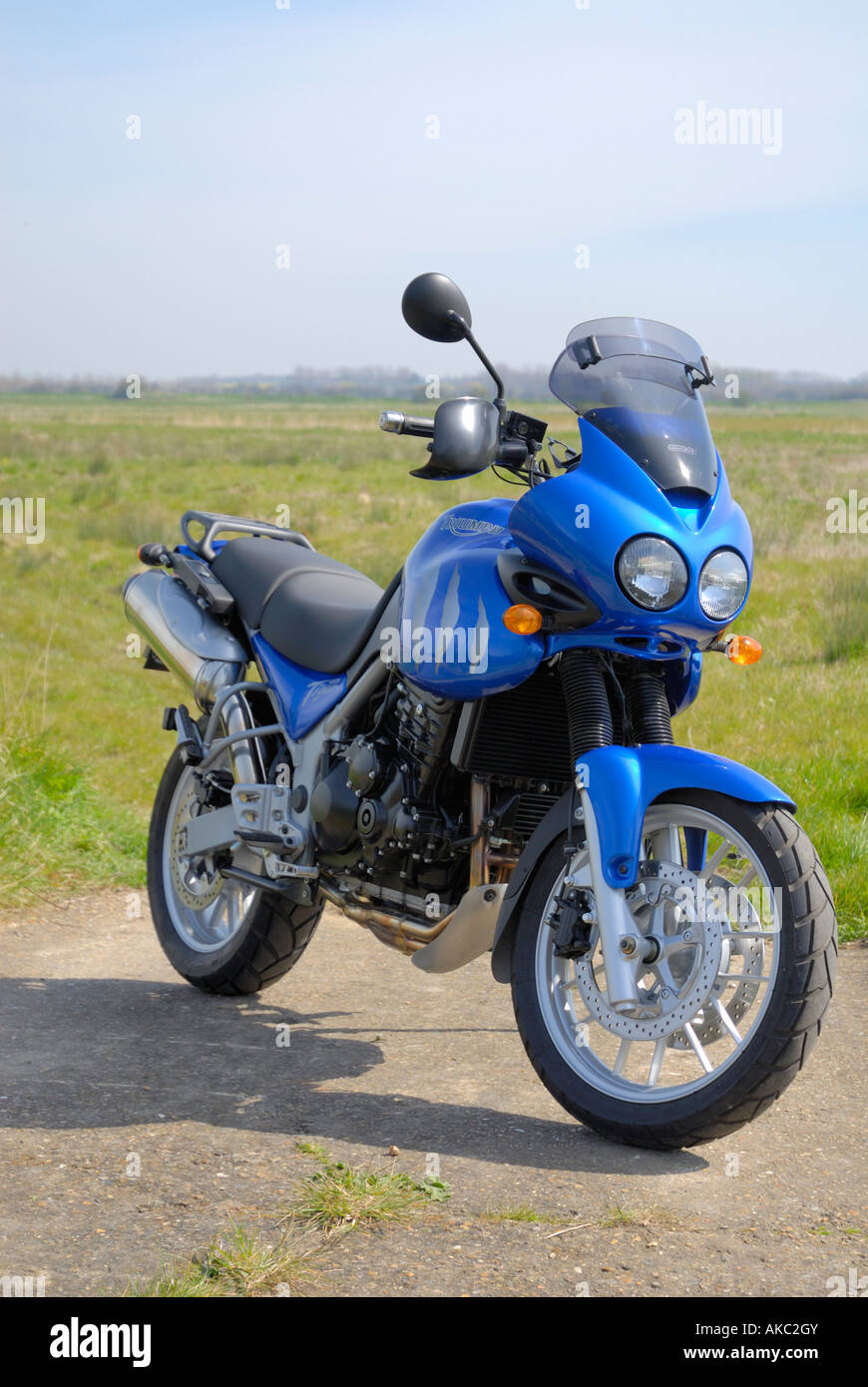 2006 Triumph Tiger 955i motorcycle Stock Photo - Alamy