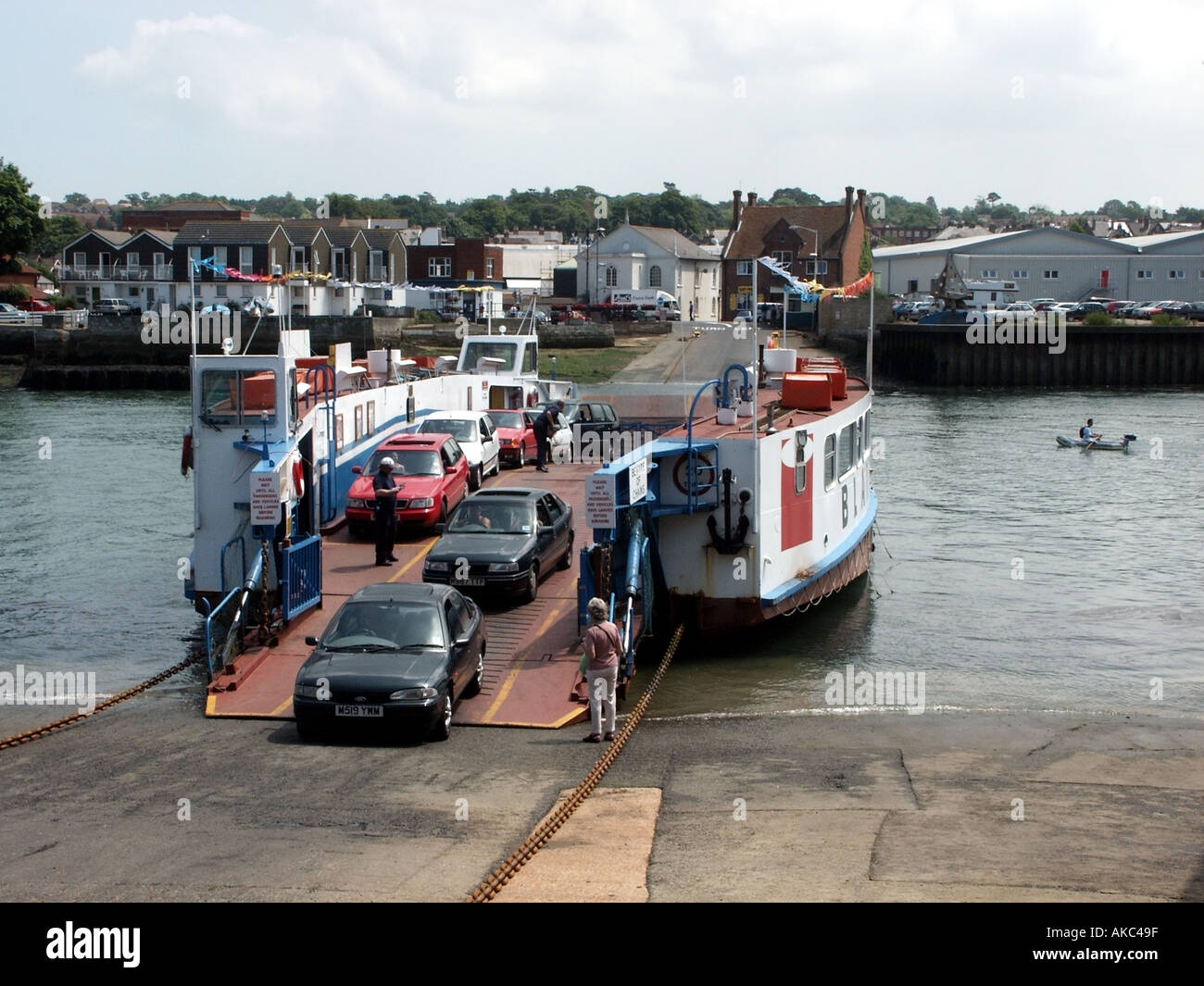 Isle of wight river scene hi-res stock photography and images - Alamy