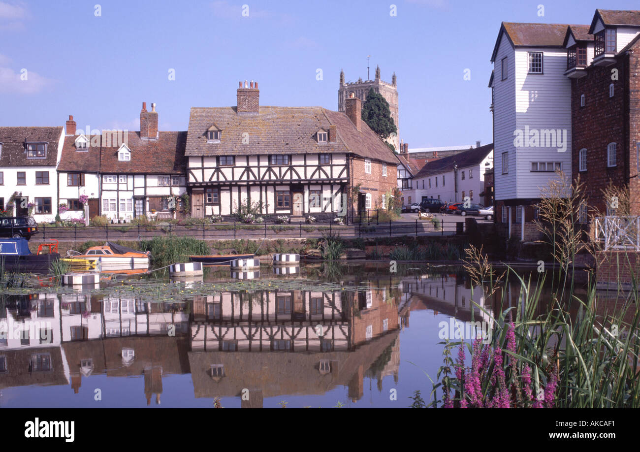 THE OLD MILL TEWKESBURY GLOUCESTERSHIRE ENGLAND UK Stock Photo 1297136