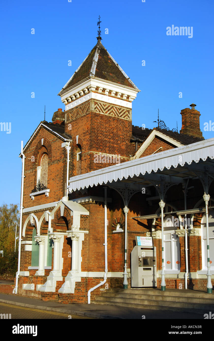 Leatherhead Railway Station, Station Parade, Leatherhead, Surrey, England, United Kingdom Stock