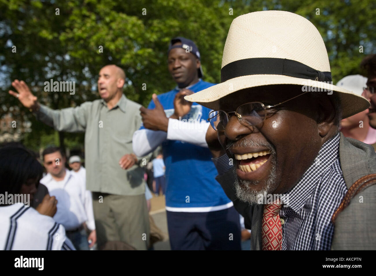 Speakers corner debate hires stock photography and images Alamy