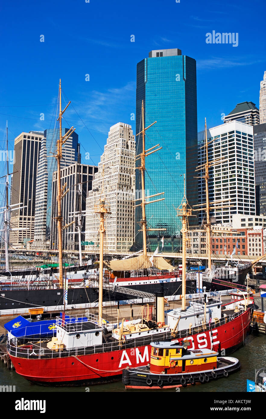 SEAPORT MUSEUM, NEW YORK CITY, NYC, MANHATTAN, SOUTH STREET SEAPORT