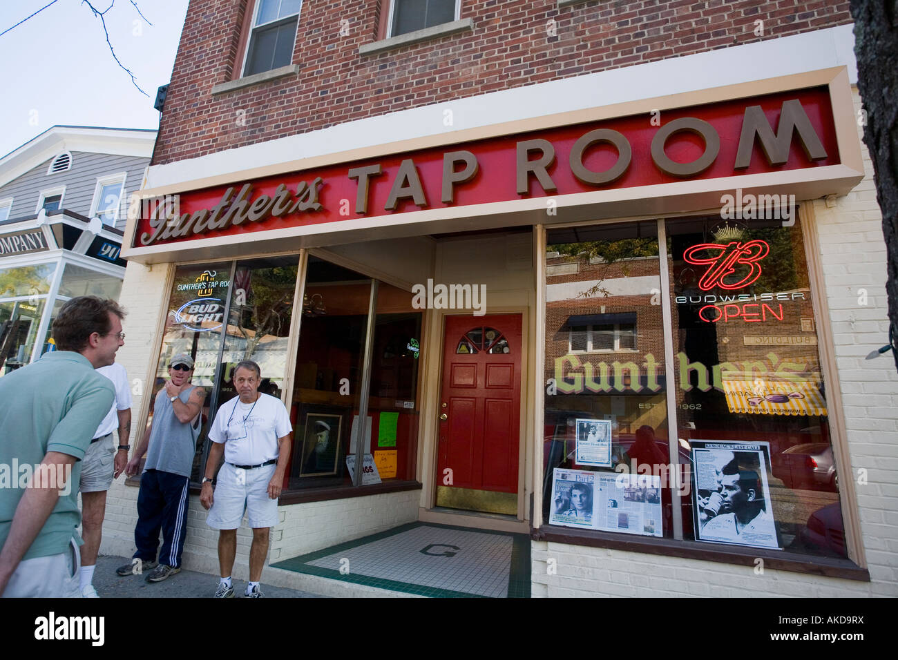 Gunther S Tap Room Where Kerouac Drank Northport Long