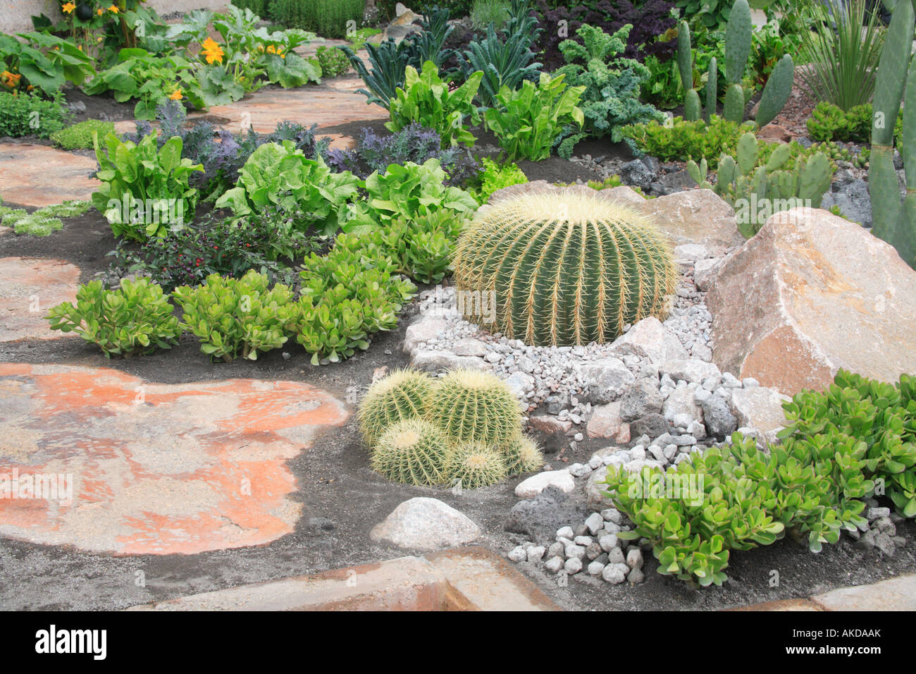 RHS Chelsea 2007 600 days with Bradstone Stock Photo