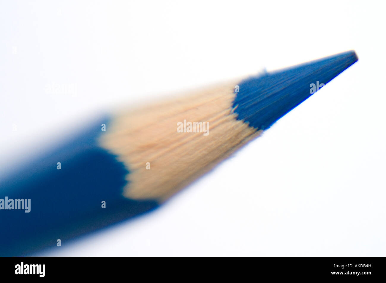 Blue penciled. Blue penciled. Голубой карандаш. Blue penciled. Карандаш стоят после ручки.