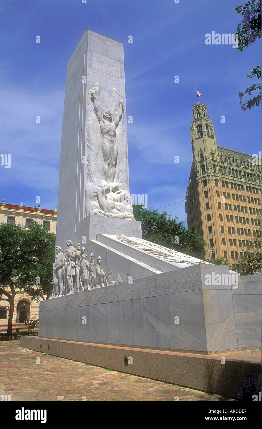 The San Antonio Memorial to The Heroes of Texas Independence at The ...
