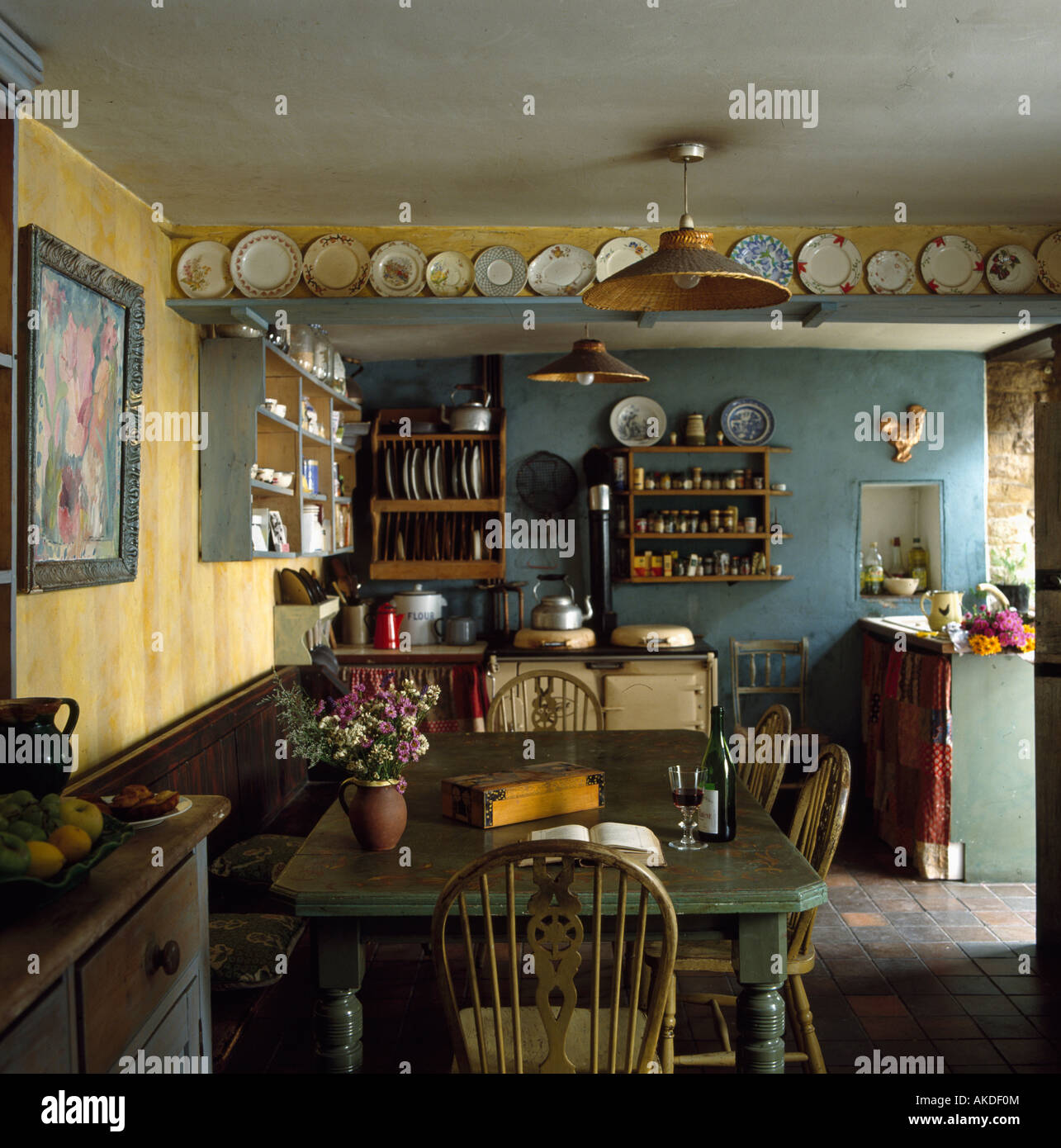 Small country kitchens domestic hires stock photography and images Alamy