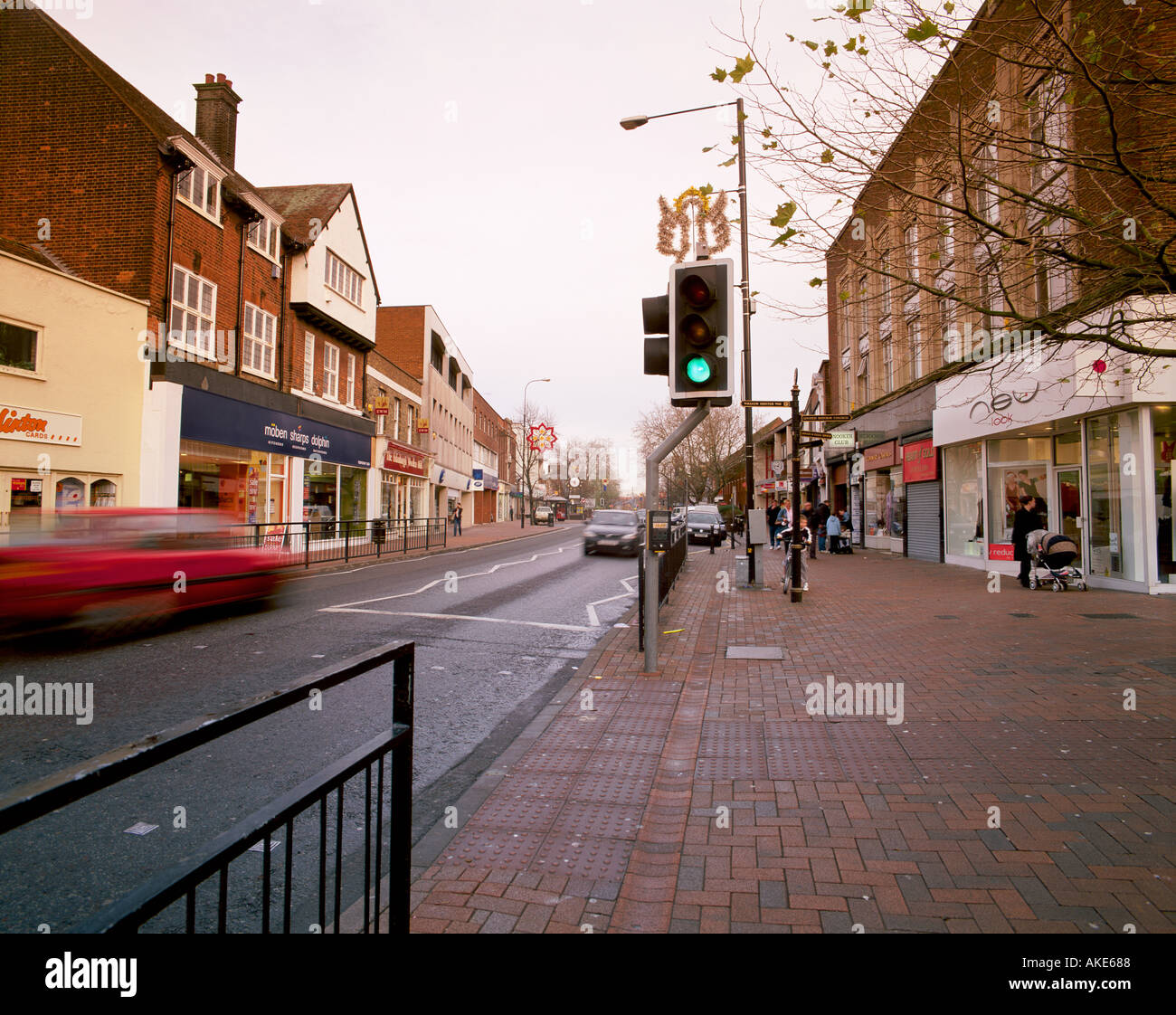 Christmas Sunday Shopping Brentwood High Street UK Stock Photo