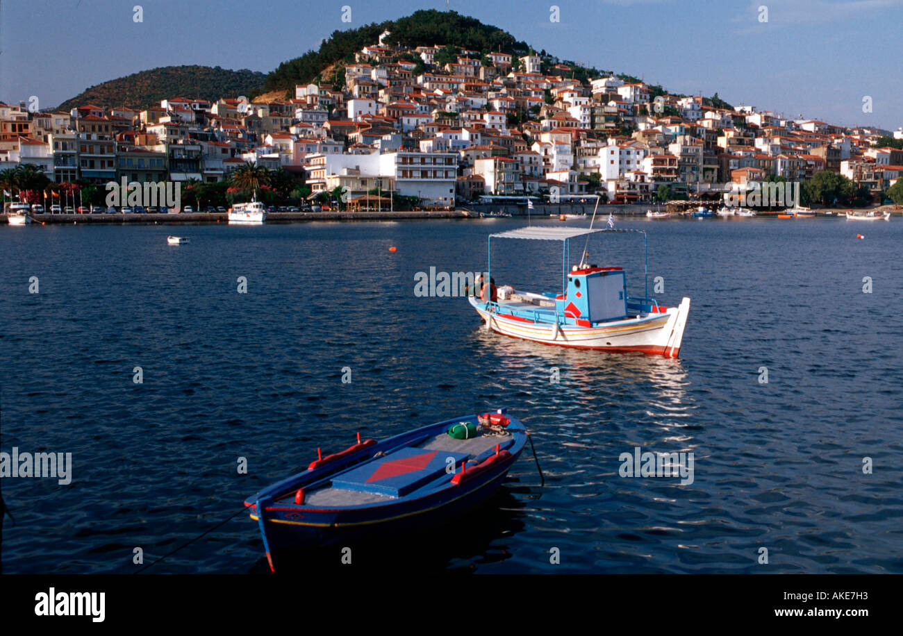 Europa, Griechenland, Lesbos, Plomari mit Fischerhafen Stock Photo