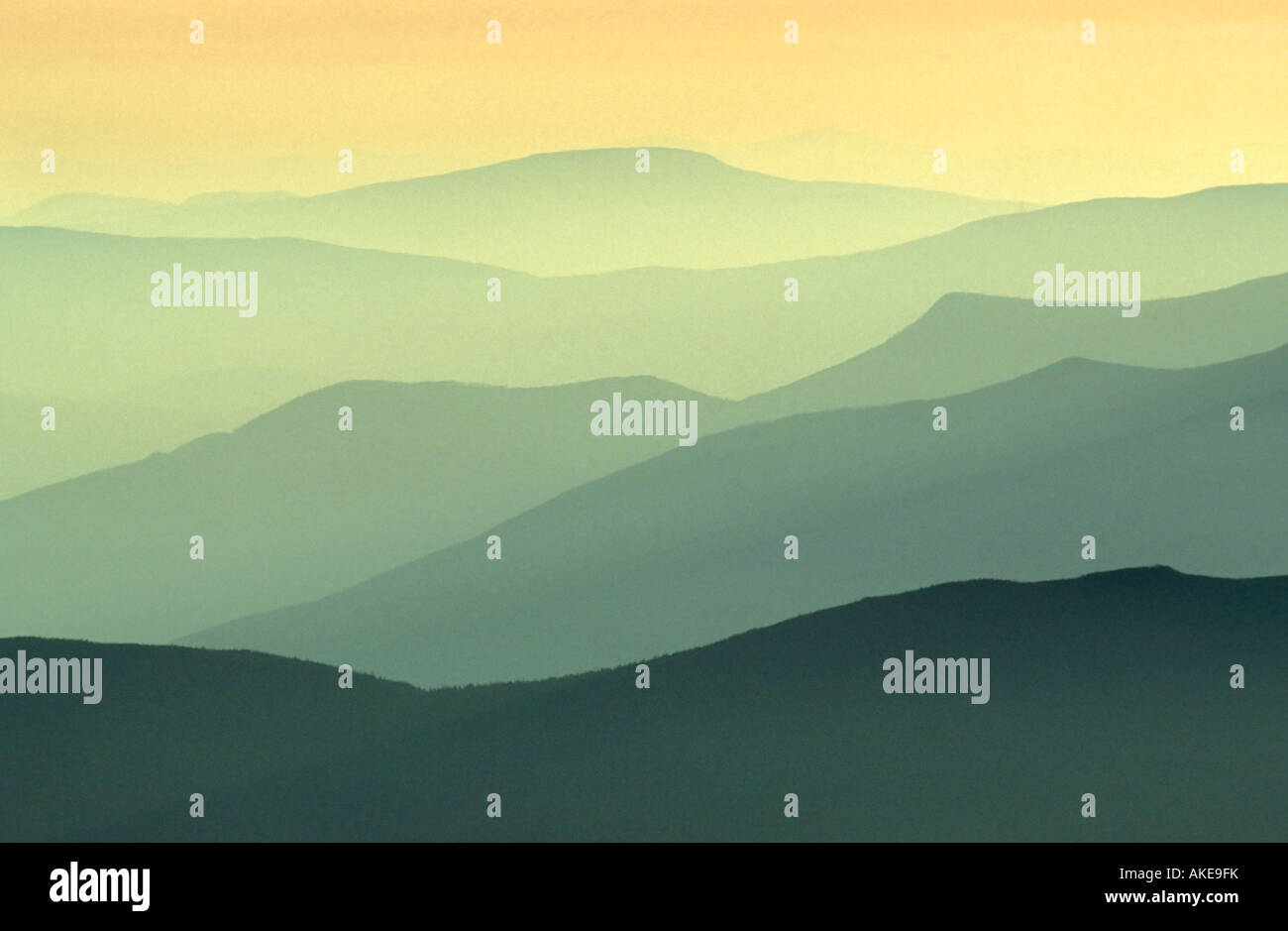 white mountains skyline, mount washington, usa Stock Photo - Alamy