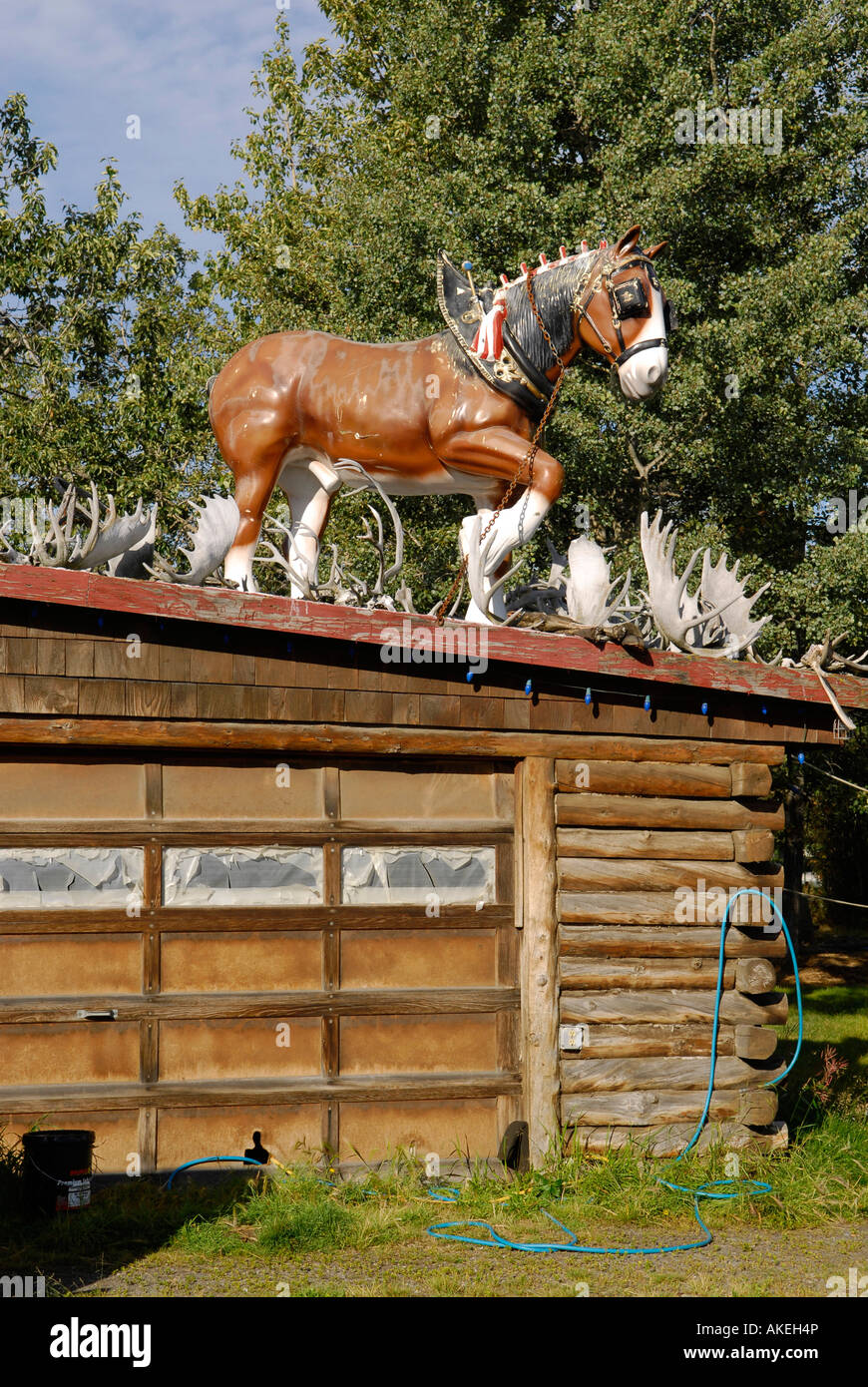 Restaurant with Antiques and Horse on roof along Richardson Highway