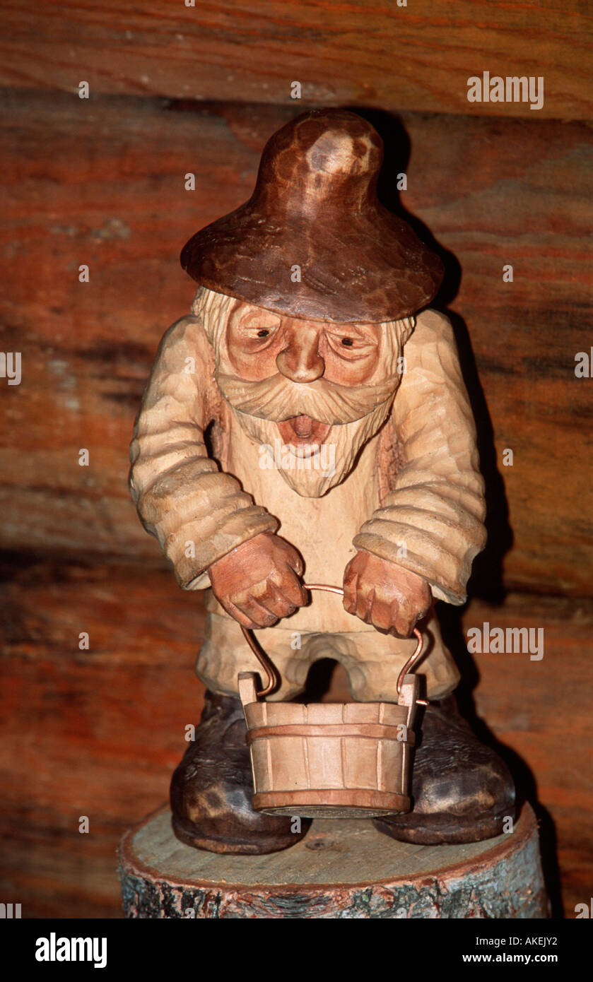 Russland, Kaliningrad (Königsberg), Lesnoje ( Sarkau),Holzschnitzarbeit