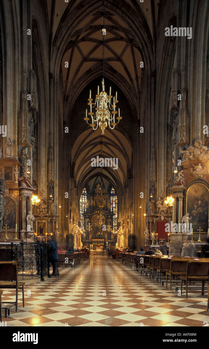stephansdom inside, vienna, austria Stock Photo - Alamy