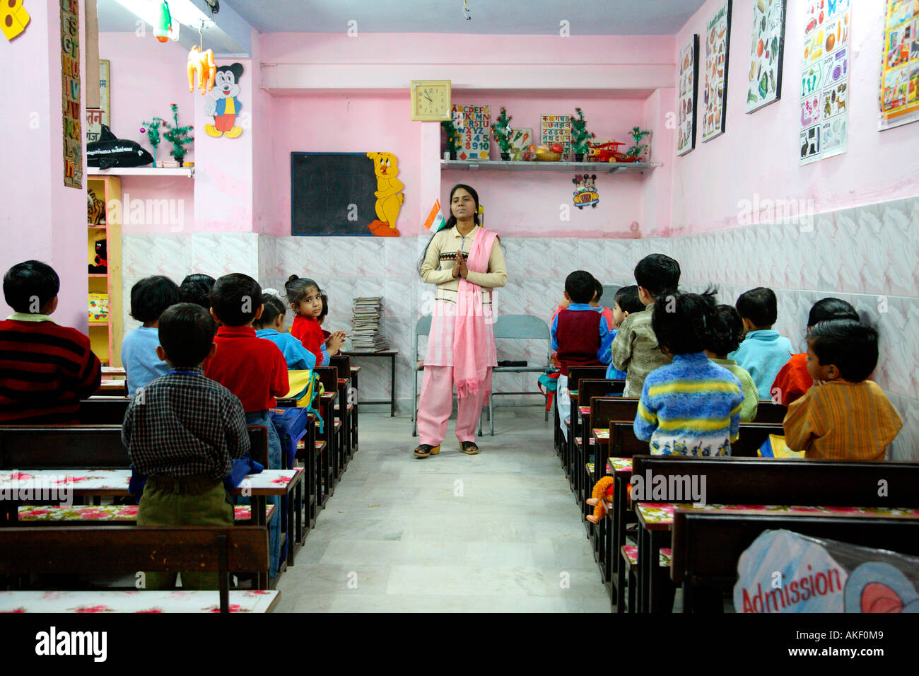 india-nursery-school-children-hi-res-stock-photography-and-images-alamy