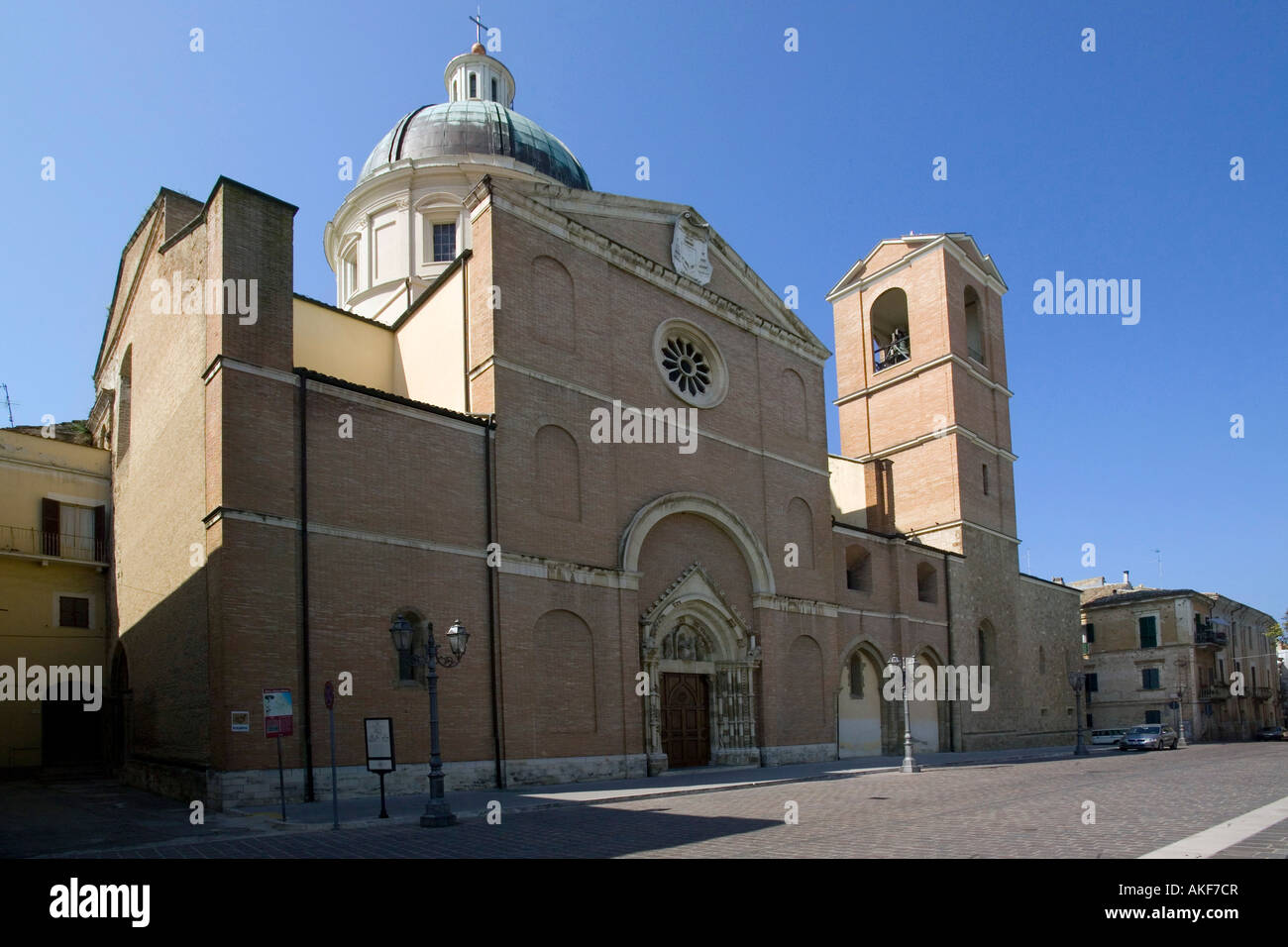 San Tommaso cathedral, Ortona, Abruzzo, Italy Stock Photo - Alamy