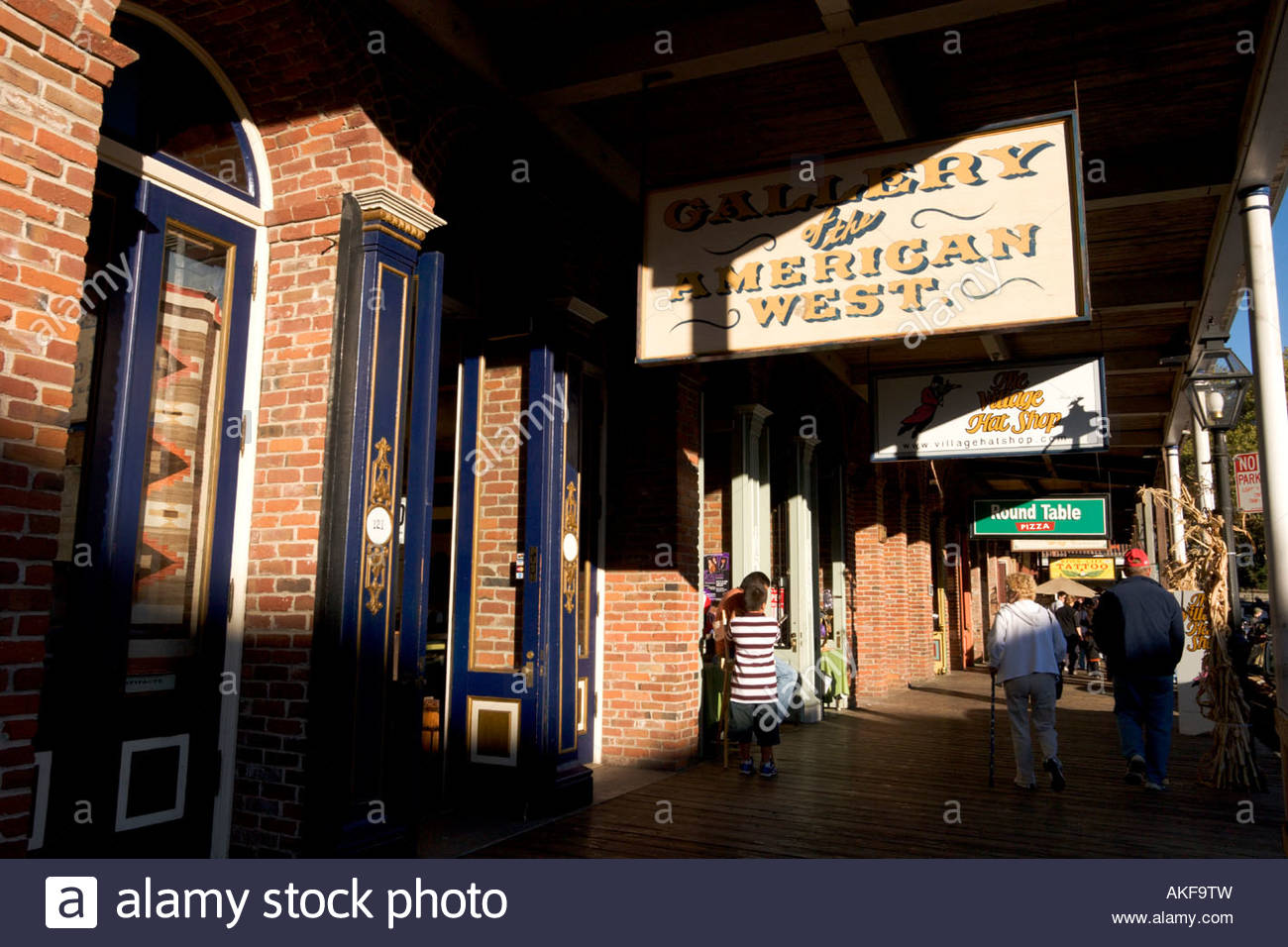 Old Sacramento California Sidewalk High Resolution Stock Photography And Images Alamy