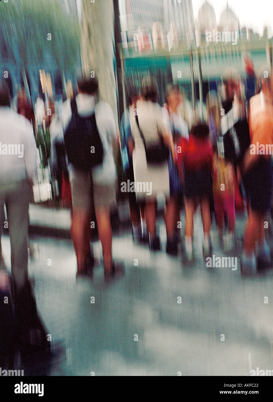 Crowd busy street blurred hi-res stock photography and images - Alamy