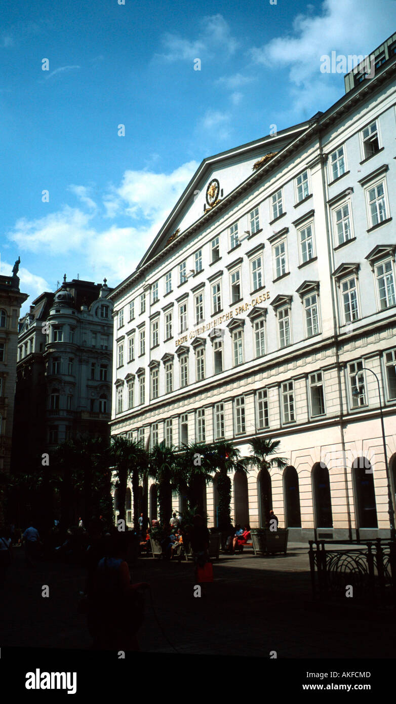 Wien I, Graben, Gebäude der 'Ersten österreichische Spar-Casse' der Architekt Alois Pichl erbaute von 1835 bis 1839 dieses Gebäu Stock Photo