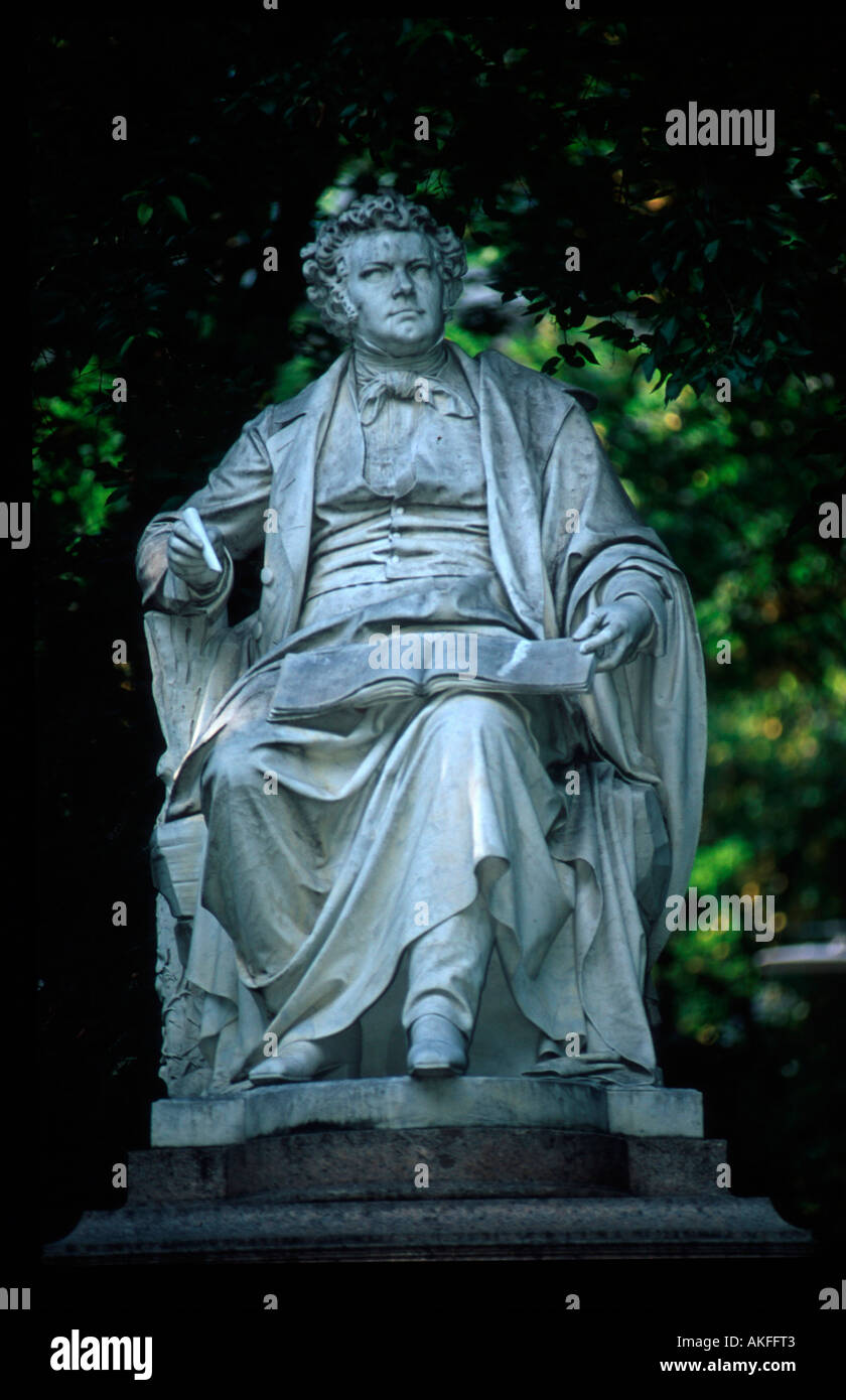 Franz Schubert Denkmal High Resolution Stock Photography and Images - Alamy