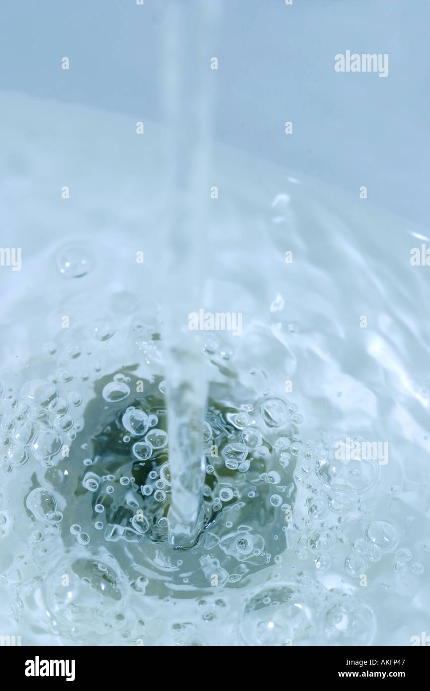 Water filling bath or sink Stock Photo Alamy