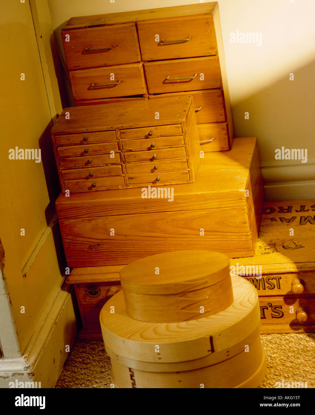 Storage chests hires stock photography and images Alamy