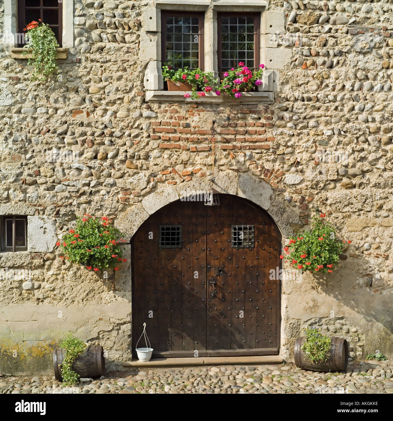 Perouges medieval walled city hi-res stock photography and images - Alamy