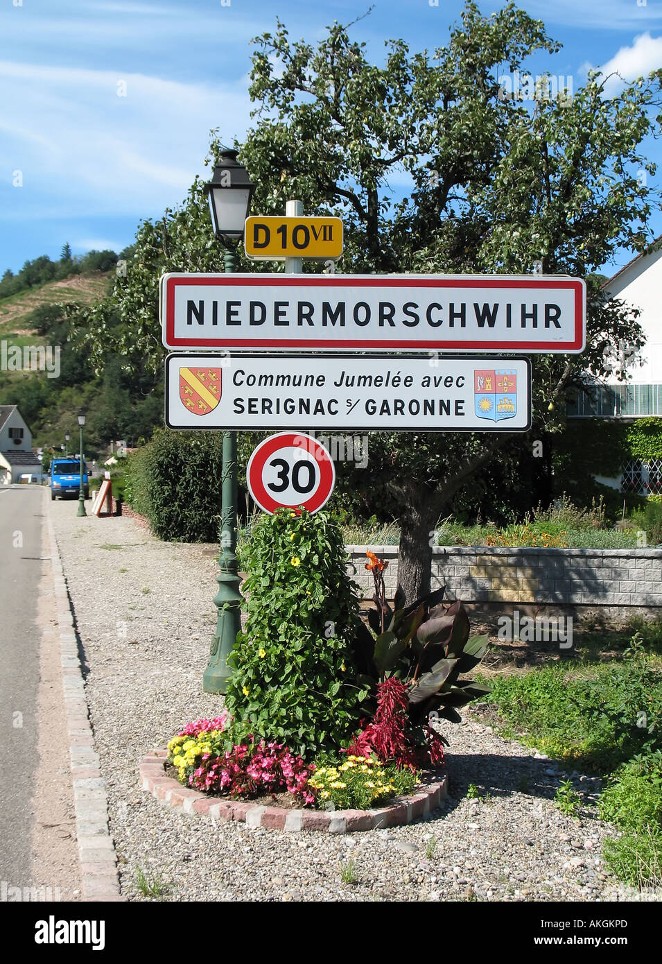 Twinned towns signs hires stock photography and images Alamy