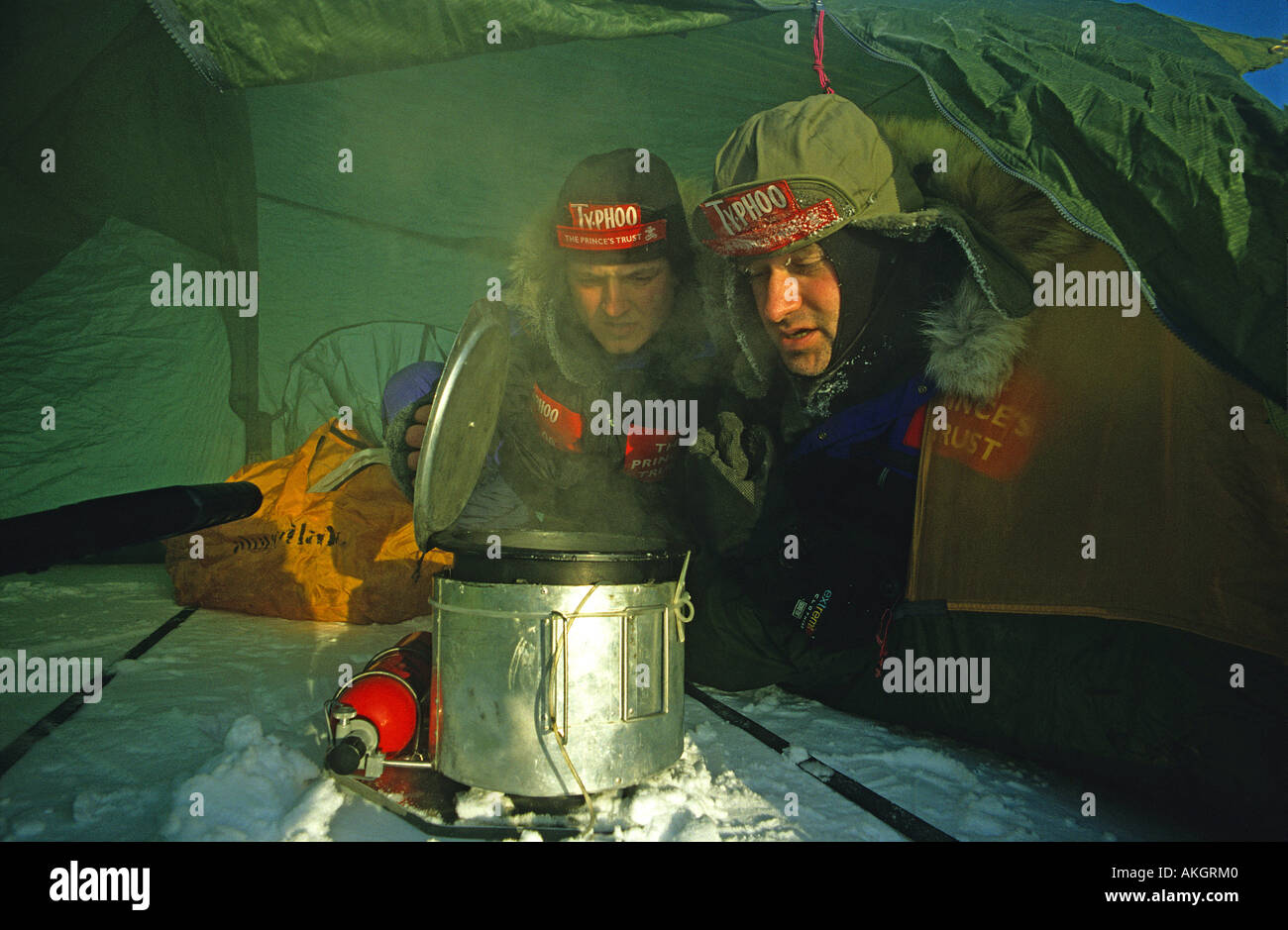 David Hempleman Adams and Rune Gjeldnes look into the pot for glee and find glum Stock Photo