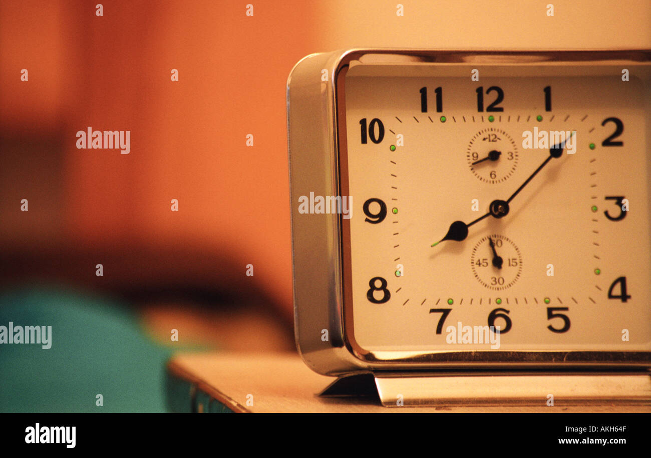 Black clock hands hi-res stock photography and images - Alamy