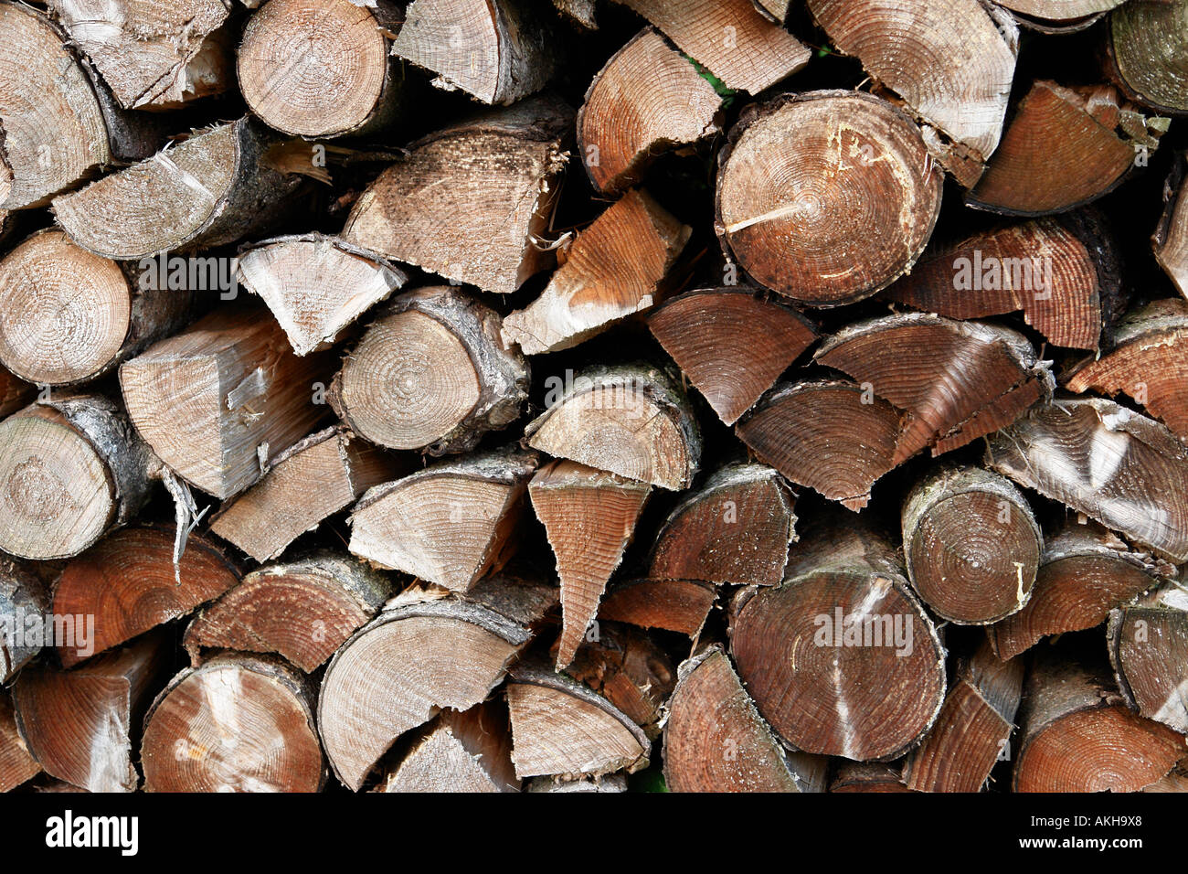 pile stack of wood firewood Stock Photo - Alamy