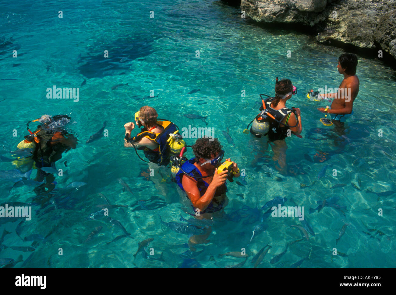 people, men, women, couples, tourists, scuba diving class, instruction class, Chankanaab Lagoon