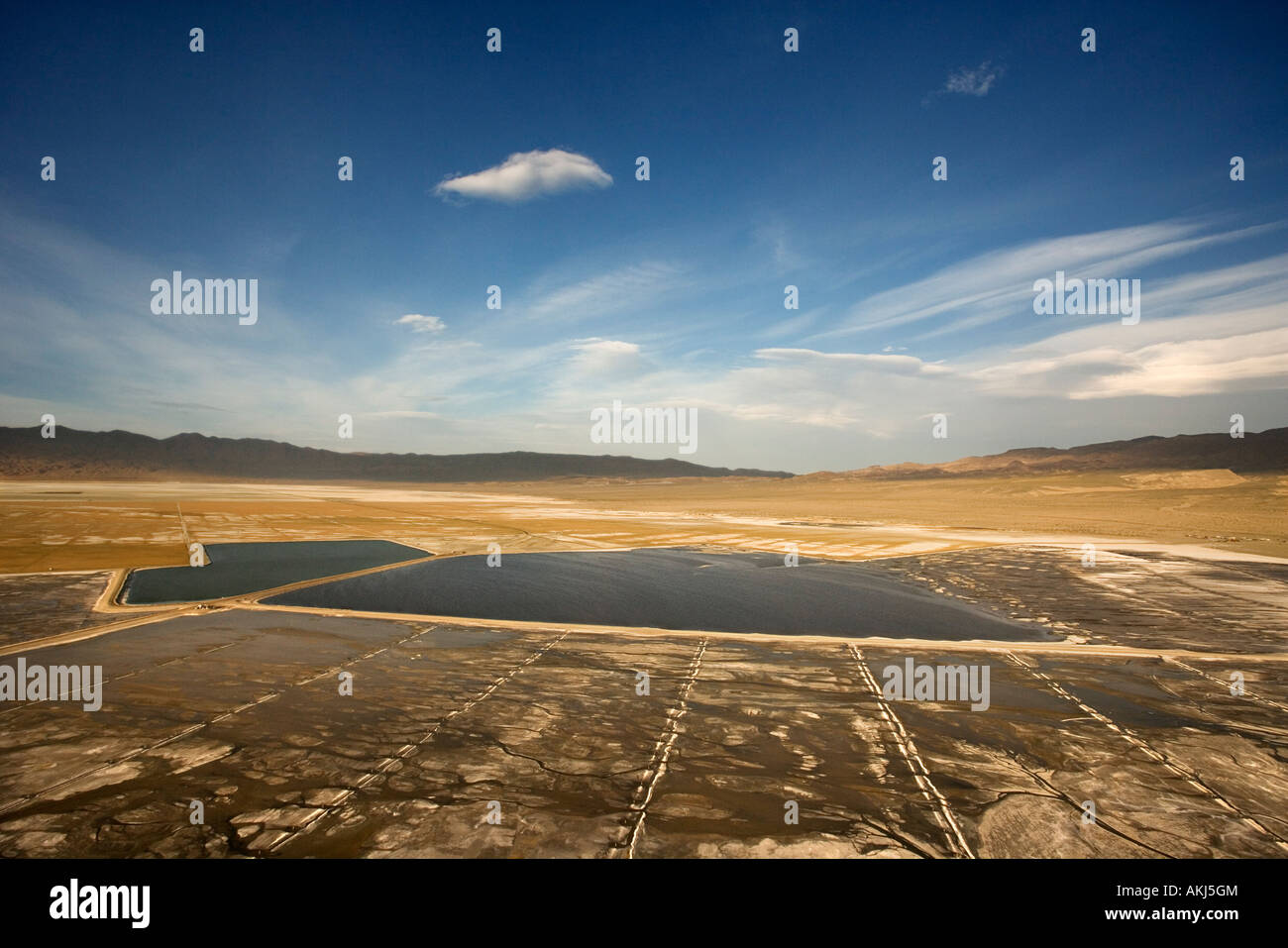 Alkali soil hires stock photography and images Alamy