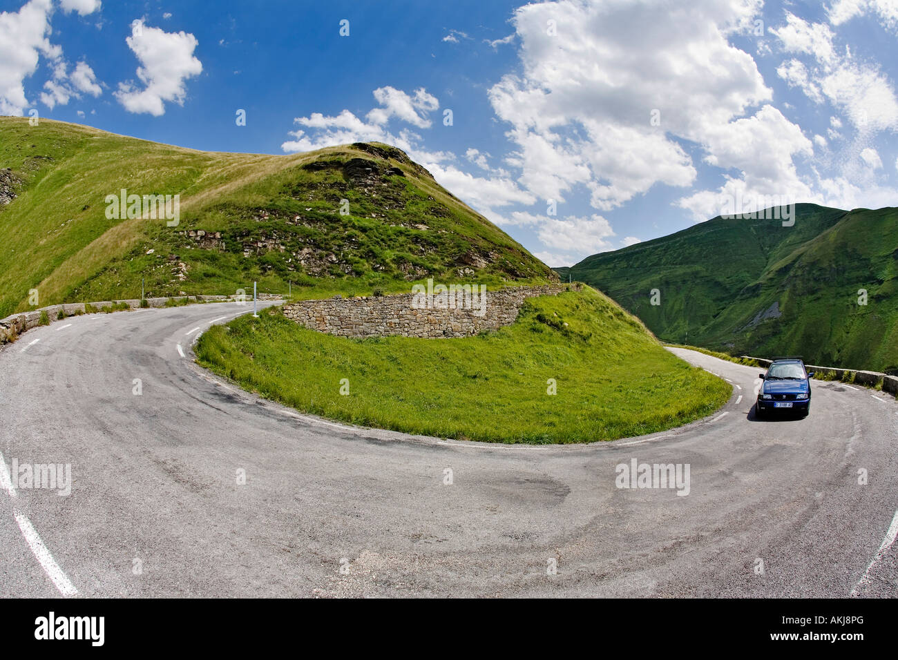 mountain road in the port of the estacas de trueba in the plain of pas cantabria spain Stock Photo
