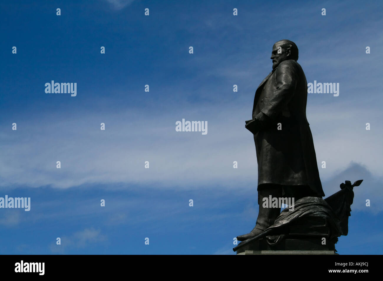 Bronze sculpture of Richard John Seddon, stands outside the parliament