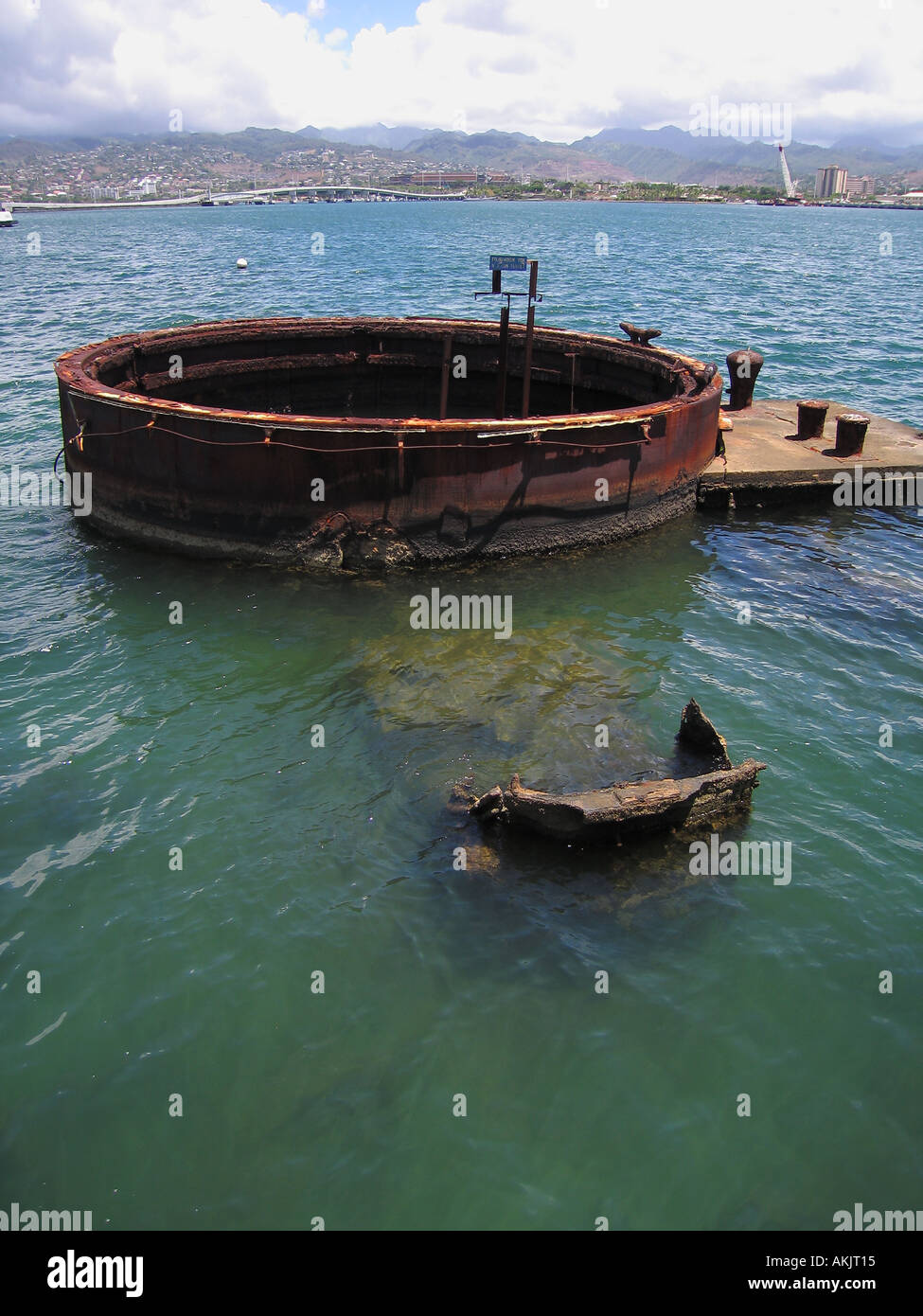 U S S Arizona wreckage Pearl Harbor Hawaii Stock Photo Alamy