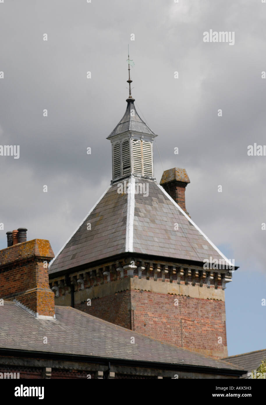 Tower of the old Tunbridge Wells West Station now part of a restaurant chain Stock Photo