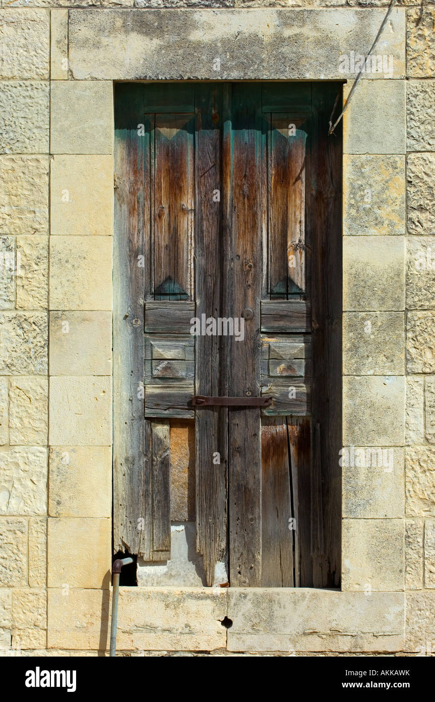 Closed middle door hi-res stock photography and images - Alamy