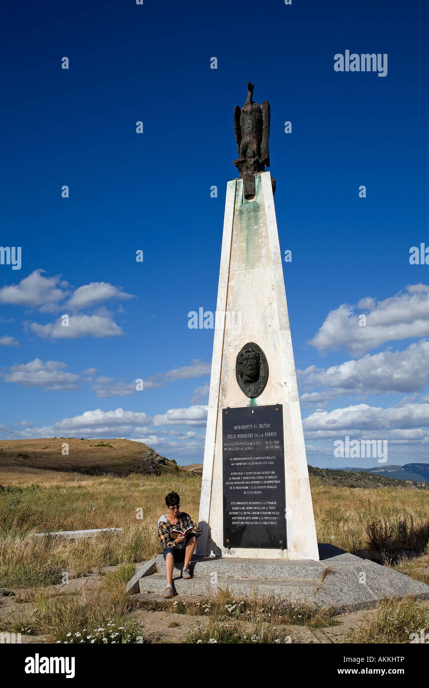 monument to feliz rodriguez de la fuente in the paramo of masa poza sal burgos castilla leon spain Stock Photo