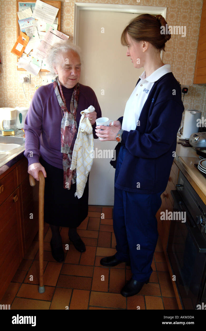 Care worker for elderly uk hi-res stock photography and images - Alamy
