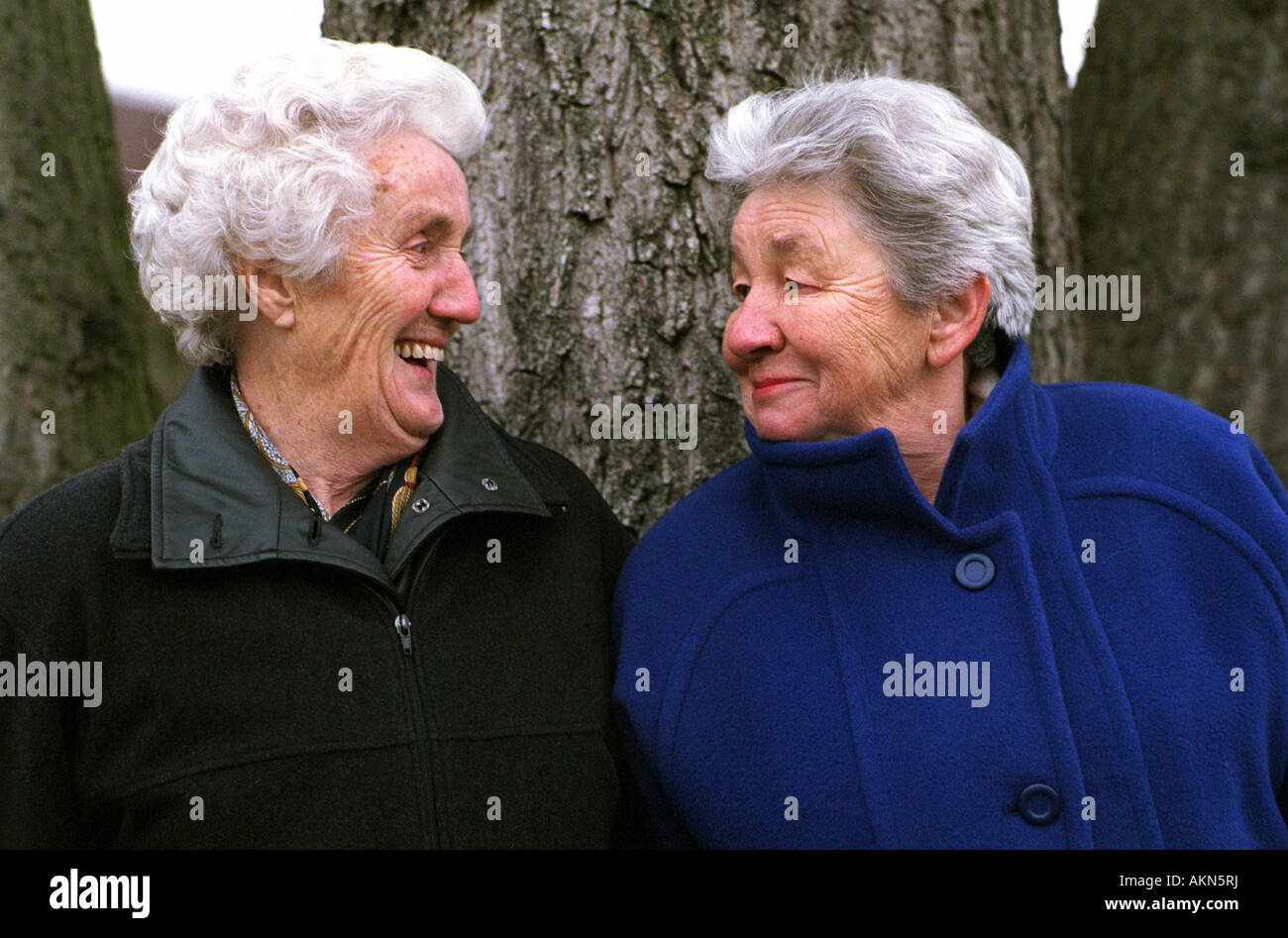 Two old women gossip hi-res stock photography and images - Alamy