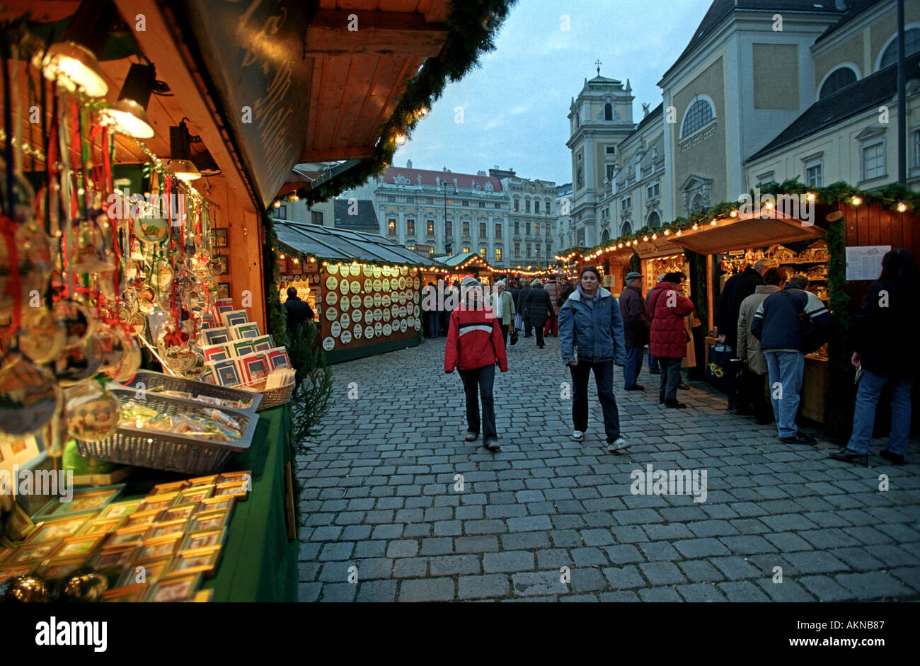 Austrian christmas xmas markets hires stock photography and images Alamy
