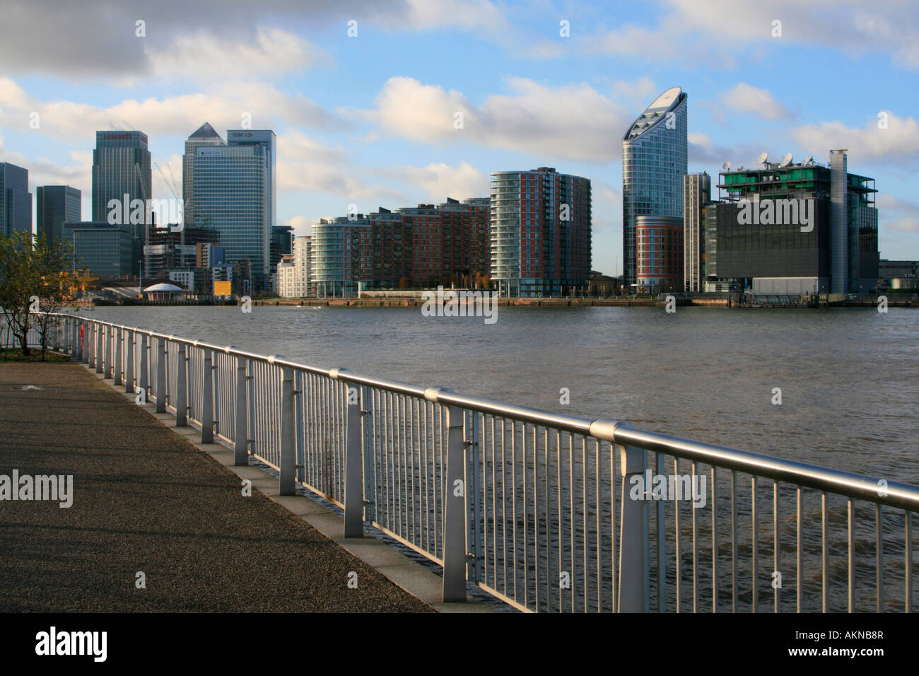 thames path greenwich river thames city apartments new build london