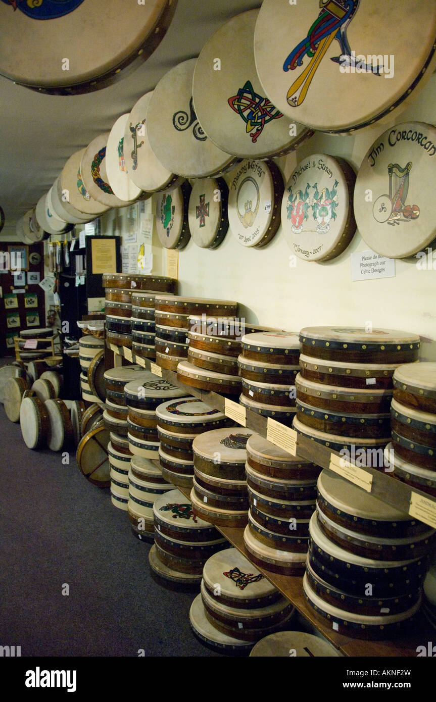 Bodhran irish drum hires stock photography and images Alamy